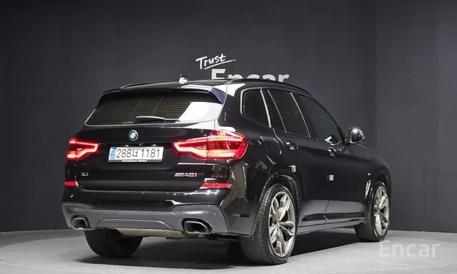 BMW X3 M40i / SWAROVSKI / XDRIVE / 360 / ПАНО / ОБДУХ / , снимка 2 - Автомобили и джипове - 54897362