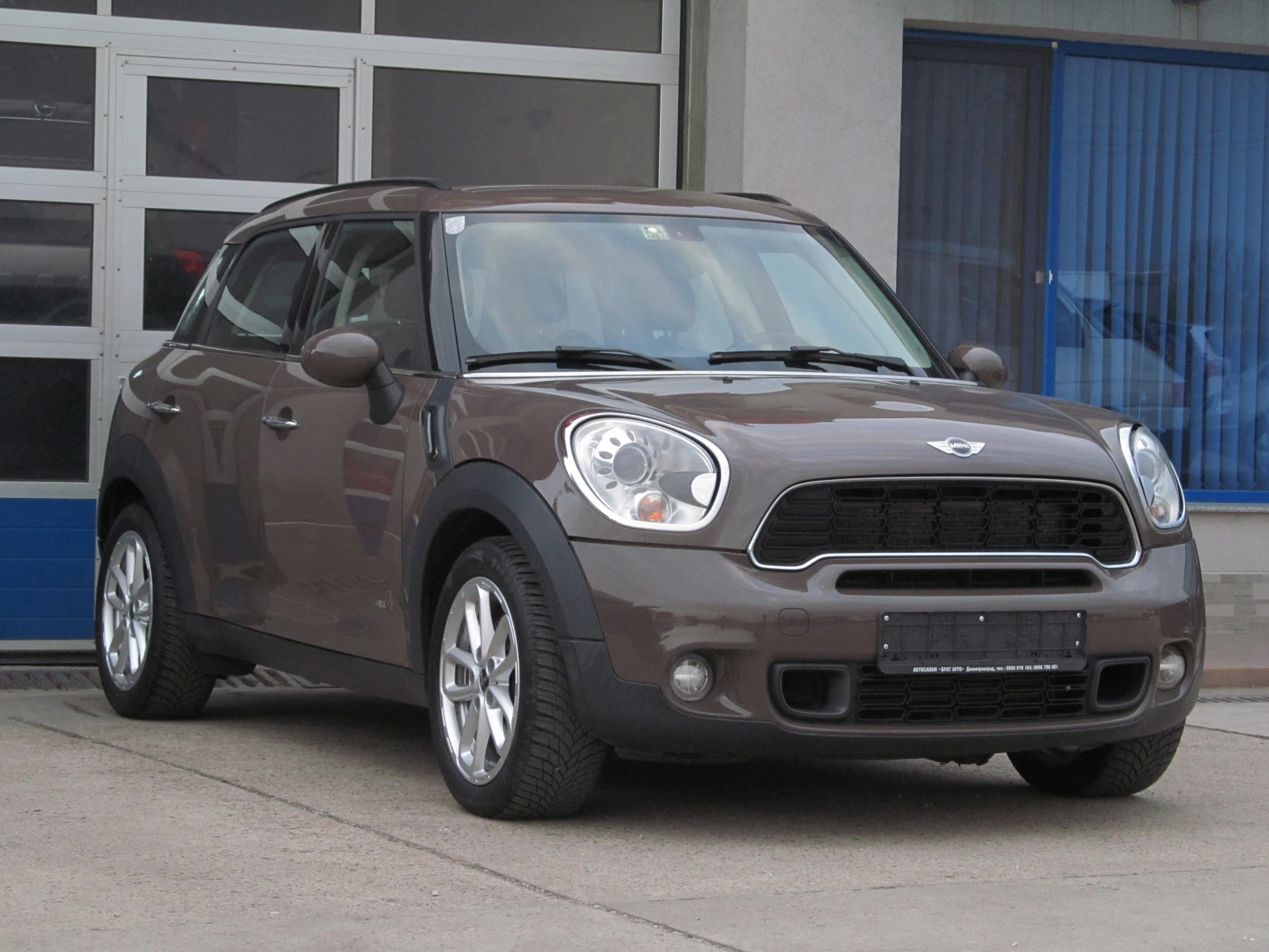 Mini Countryman 1.6/S БЕНЗИН/ALL 4 COUNTRYMAN - изображение 2