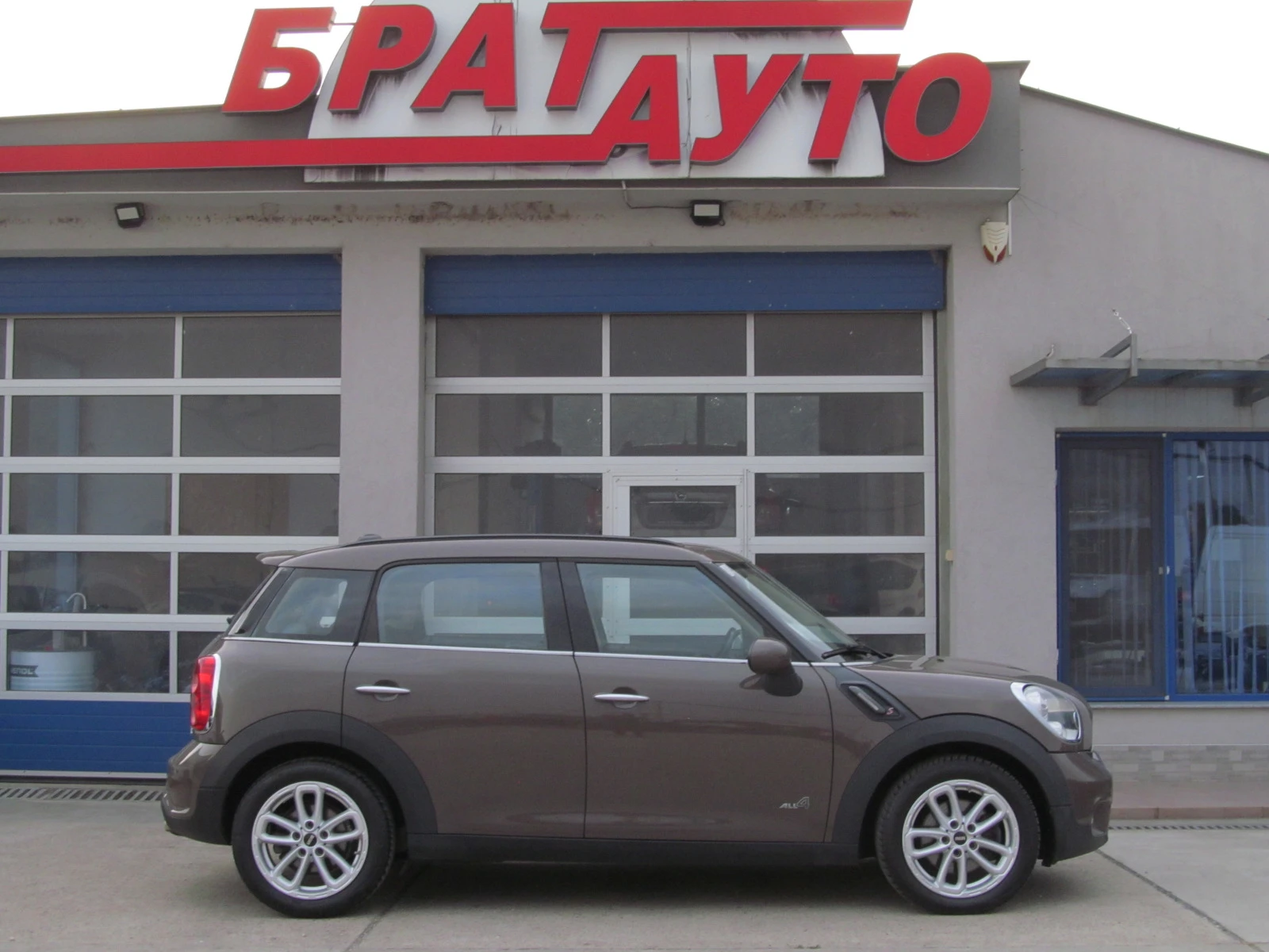 Mini Countryman 1.6/S БЕНЗИН/ALL 4 COUNTRYMAN - изображение 6