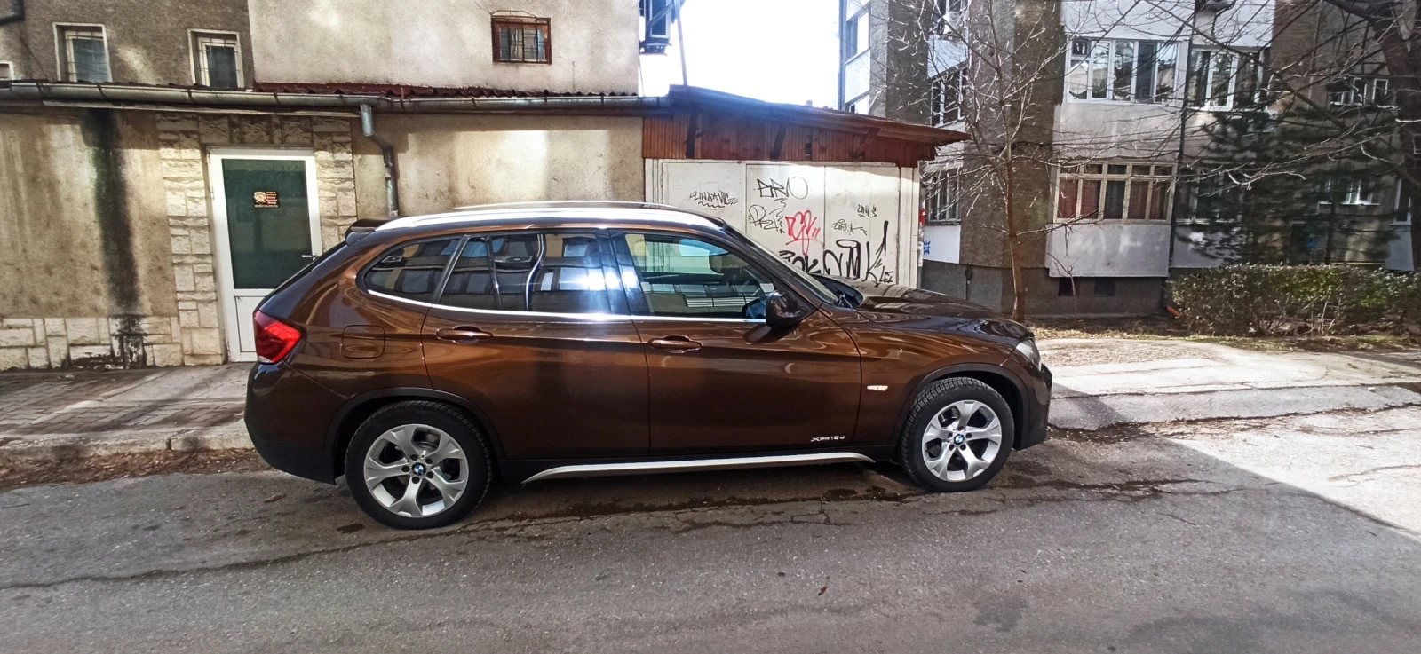 BMW X1 18d xdrive  - изображение 6