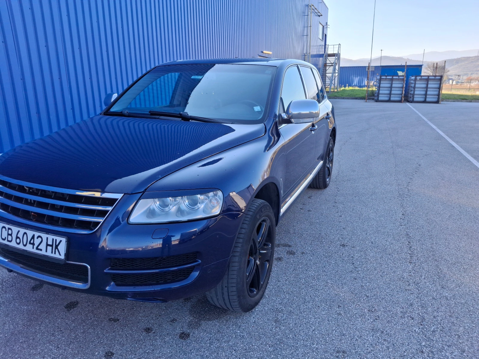 VW Touareg 4.2 ГАЗ/БЕНЗИН/КАТО НОВ - изображение 4