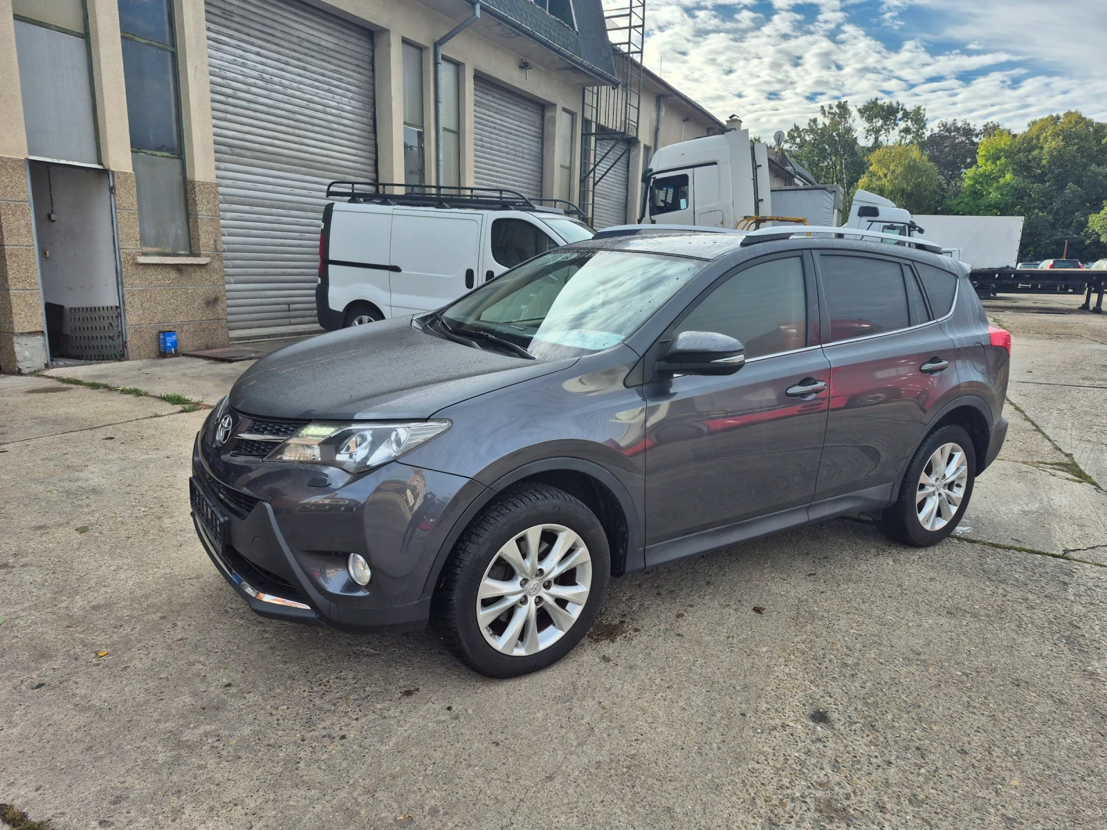 Toyota Rav4 119.000 км  4+ 4  НАВИГАЦИЯ | Mobile.bg — изображение 1