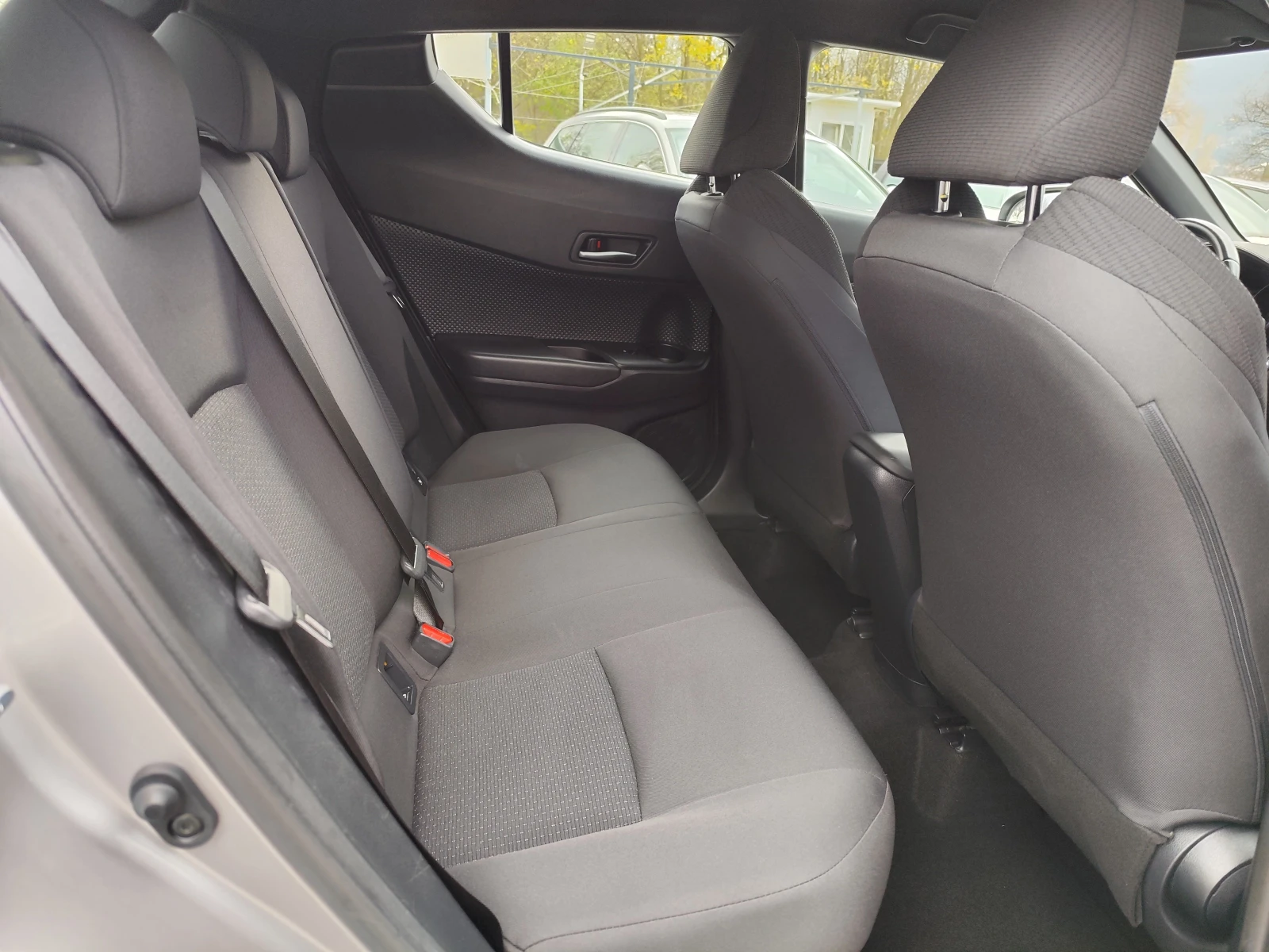 Toyota C-HR 1.8HYBRID* LED* NAVI* EURO6D*  | Mobile.bg   12