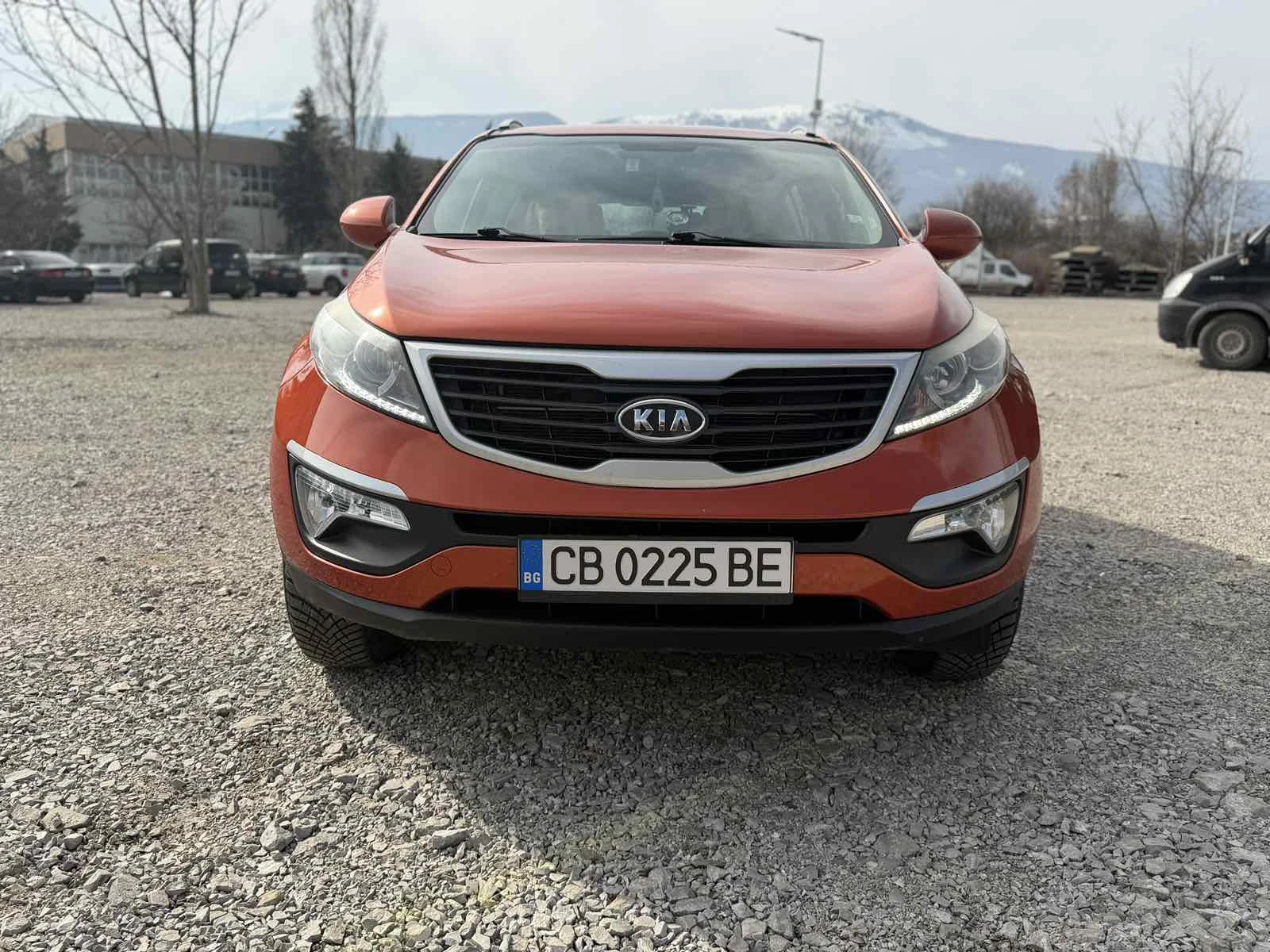 Kia Sportage, снимка 7 - Автомобили и джипове - 54333654