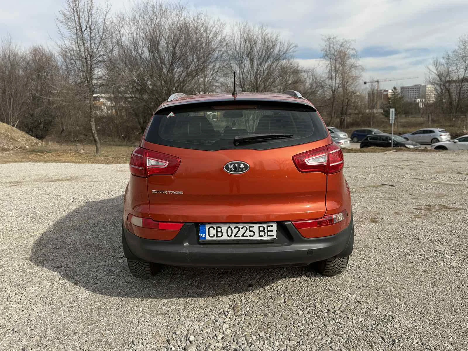Kia Sportage, снимка 6 - Автомобили и джипове - 54333654