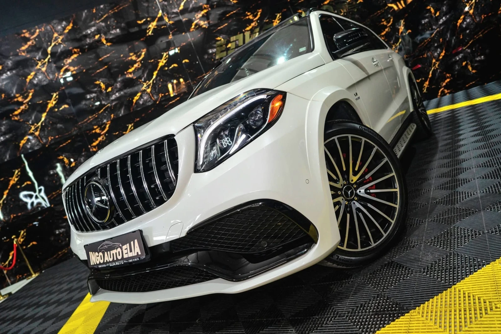Mercedes-Benz GLS 63 AMG V8 BITURBO CARBON LED NAVI ПАНО H&K ЛИЗИНГ 100%, снимка 4 - Автомобили и джипове - 54685248