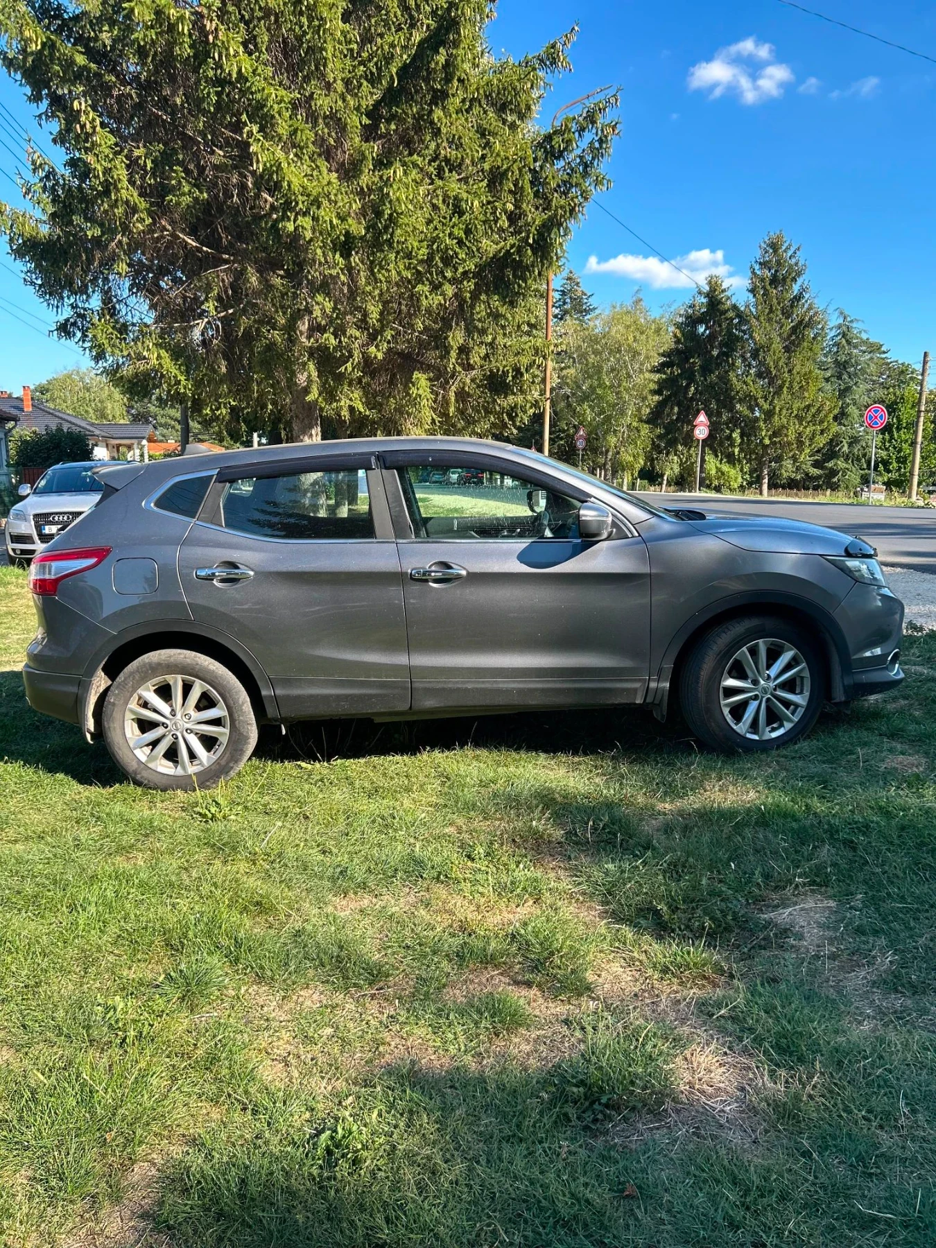 Nissan Qashqai, снимка 7 - Автомобили и джипове - 55422619