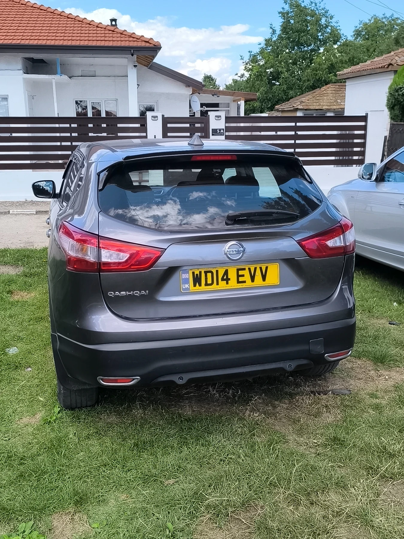 Nissan Qashqai, снимка 4 - Автомобили и джипове - 55422619