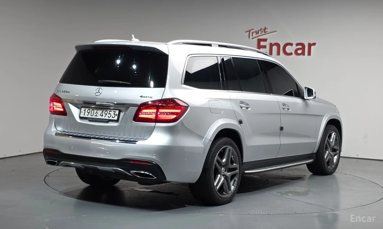 Mercedes-Benz GLS 350 * КРАЙНА ЦЕНА ДО БЪЛГАРИЯ * АВТОКРЕДИТ, снимка 3 - Автомобили и джипове - 55538574