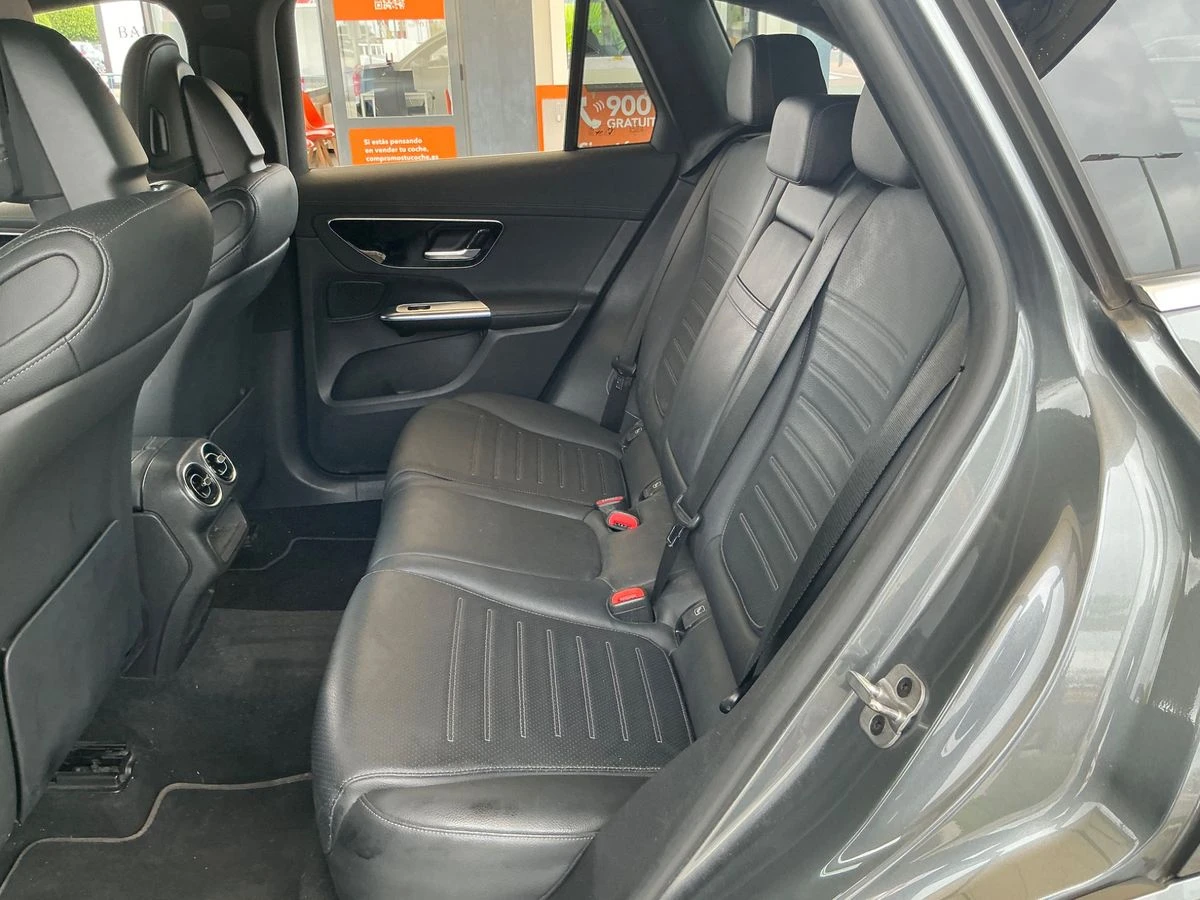 Mercedes-Benz GLC 220 Mild-Hybrid 4Matic AMG Line, снимка 12 - Автомобили и джипове - 55900883