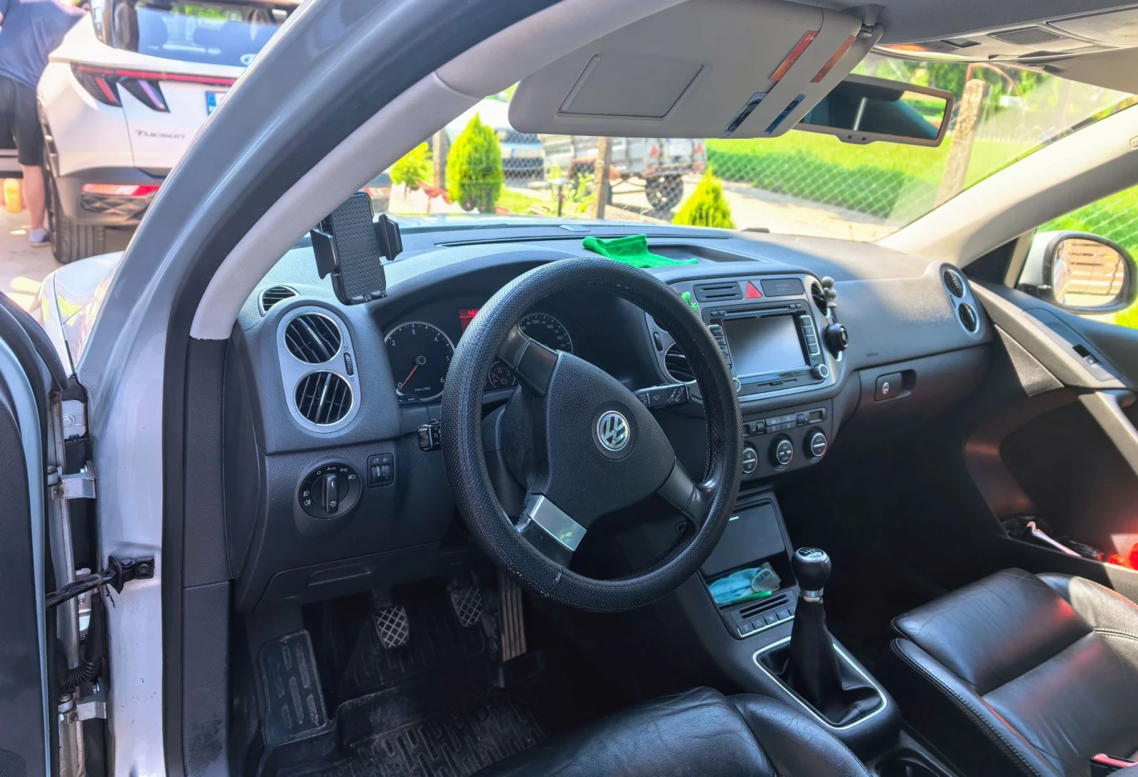 VW Tiguan, снимка 4 - Автомобили и джипове - 55953989