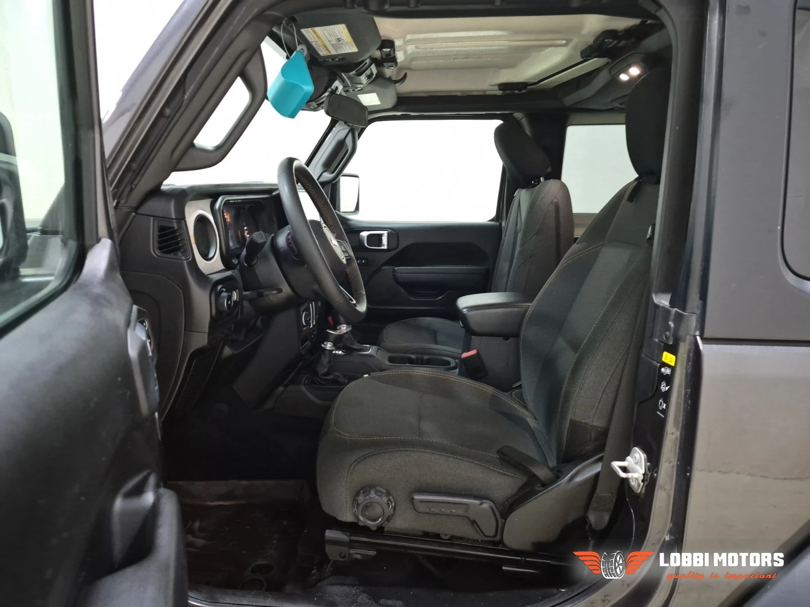 Jeep Wrangler, снимка 5 - Автомобили и джипове - 55955747