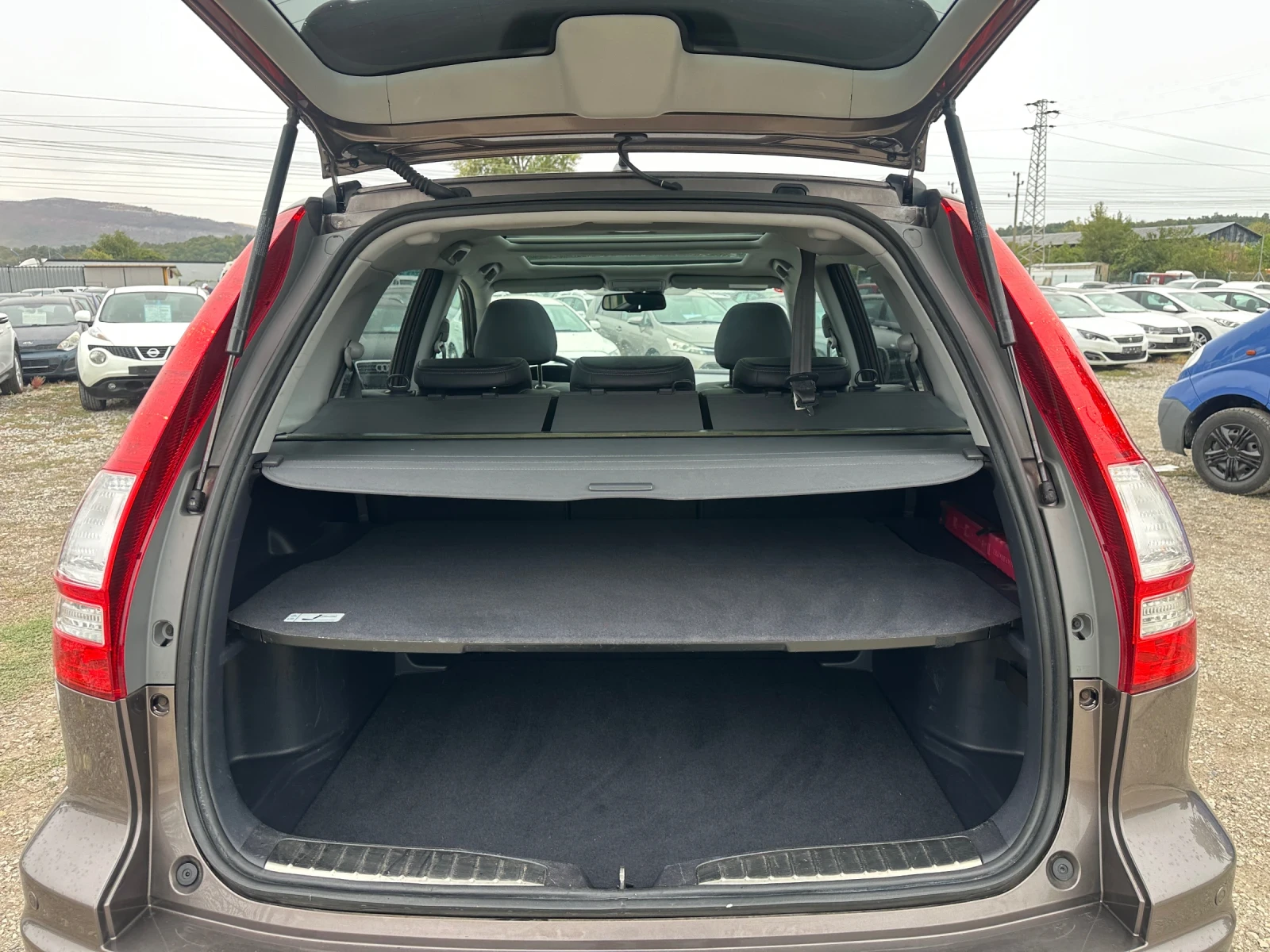 Honda Cr-v 2.0-FACE-EXECUTIVE-РЪЧКА-1-СТВЕНИК-1Г-ГАРАНЦИЯ!, снимка 13 - Автомобили и джипове - 56226611