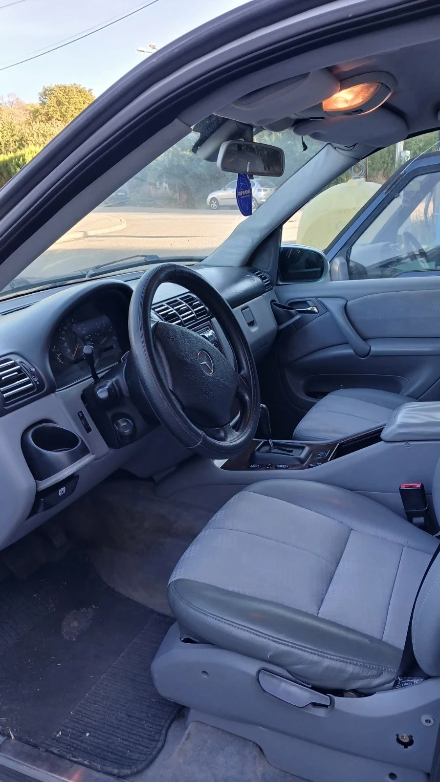 Mercedes-Benz ML 270 270, снимка 4 - Автомобили и джипове - 56341037