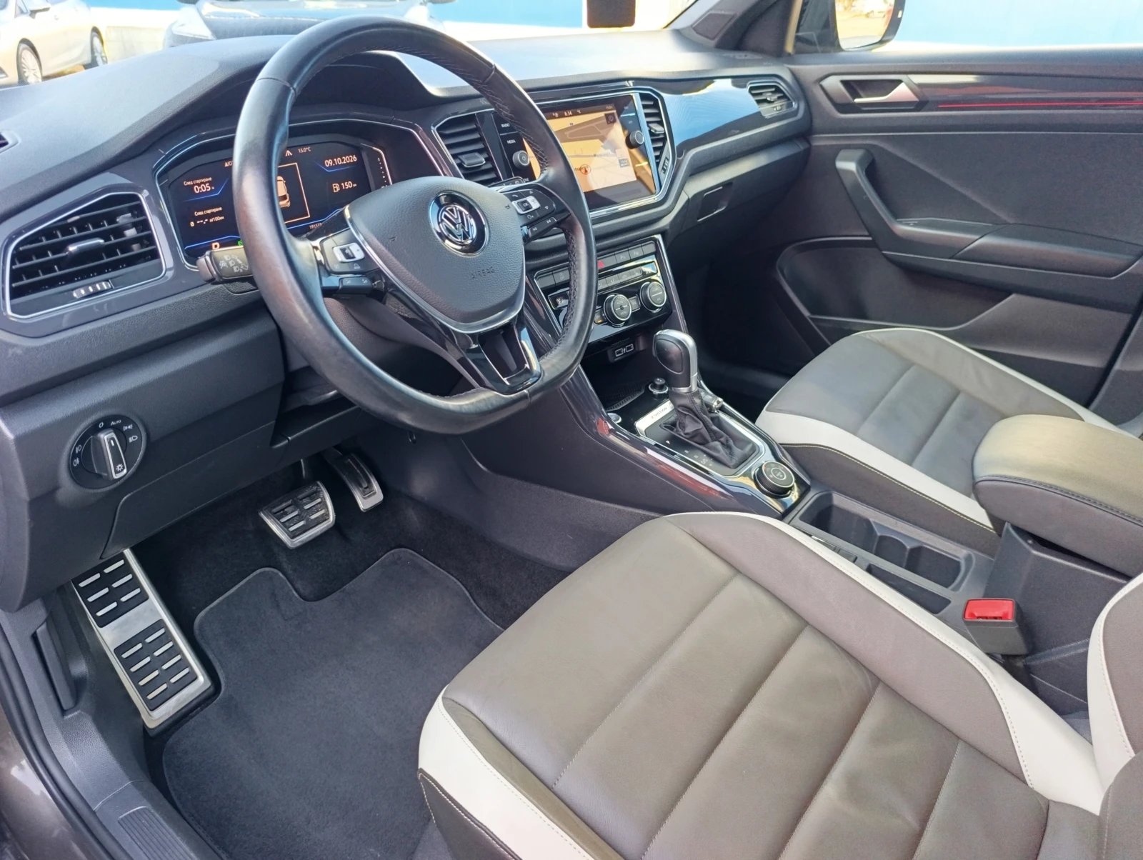 VW T-Roc 2.0 TSI DSG 4M., снимка 14 - Автомобили и джипове - 56430199