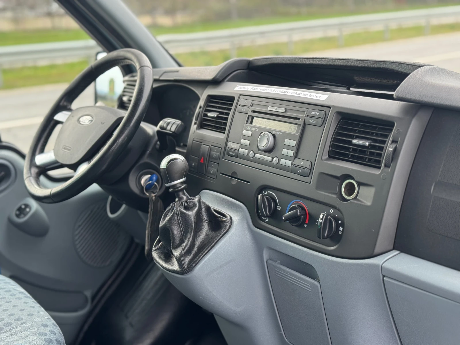 Ford Transit 2.2TDI* 2012�* ��������* ��������* 6��* 140��* 9 � | Mobile.bg � ����������� 10