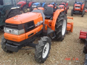 Трактор Kubota СКАЙТРАК, снимка 1