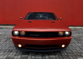 Dodge Challenger 5.7 Hemi V8, снимка 2