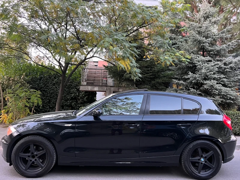 BMW 116 FACELIFT/NAVI/6sk/PODGREV/UNIKAT, снимка 3 - Автомобили и джипове - 47855570