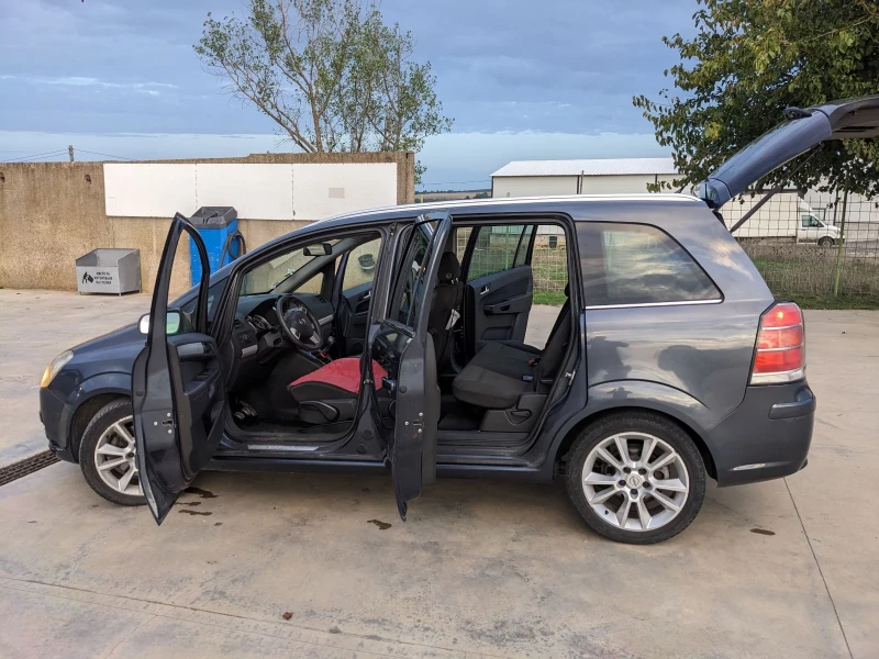 Opel Zafira 1.9CDTI 120k.c., снимка 10 - Автомобили и джипове - 47912876