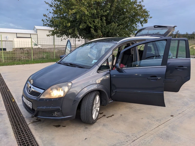 Opel Zafira 1.9CDTI 120k.c., снимка 7 - Автомобили и джипове - 47912876