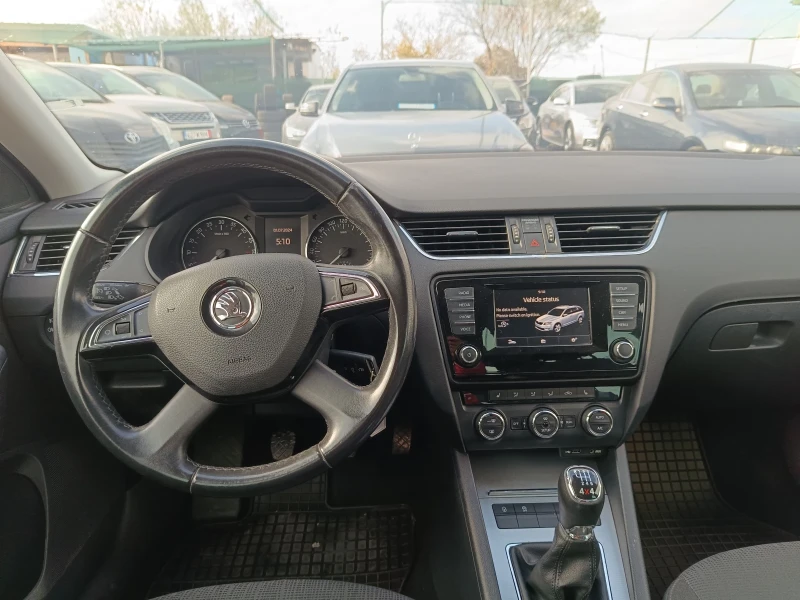 Skoda Octavia 1.6TDI 4X4, снимка 9 - Автомобили и джипове - 48016746