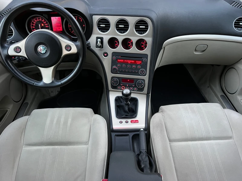 Alfa Romeo 159 sportwagon 2.4JTDm SPORTWAGON/210кс/KLIMATRONIK/UNIKAT, снимка 15 - Автомобили и джипове - 48722089