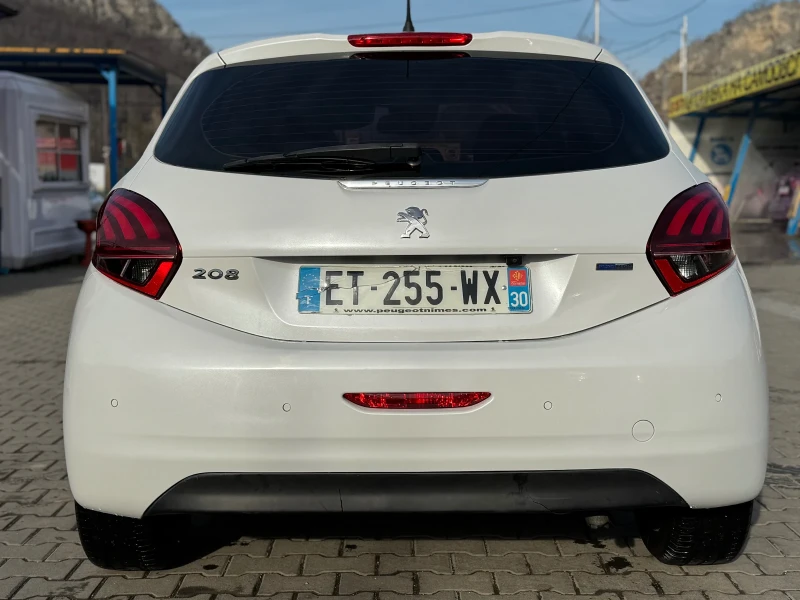 Peugeot 208, снимка 4 - Автомобили и джипове - 48767097