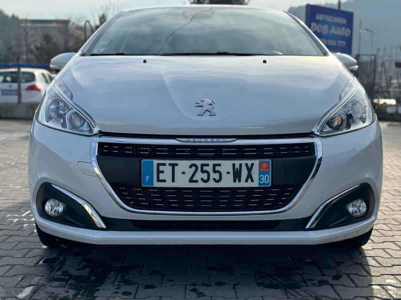 Peugeot 208, снимка 6 - Автомобили и джипове - 48767097