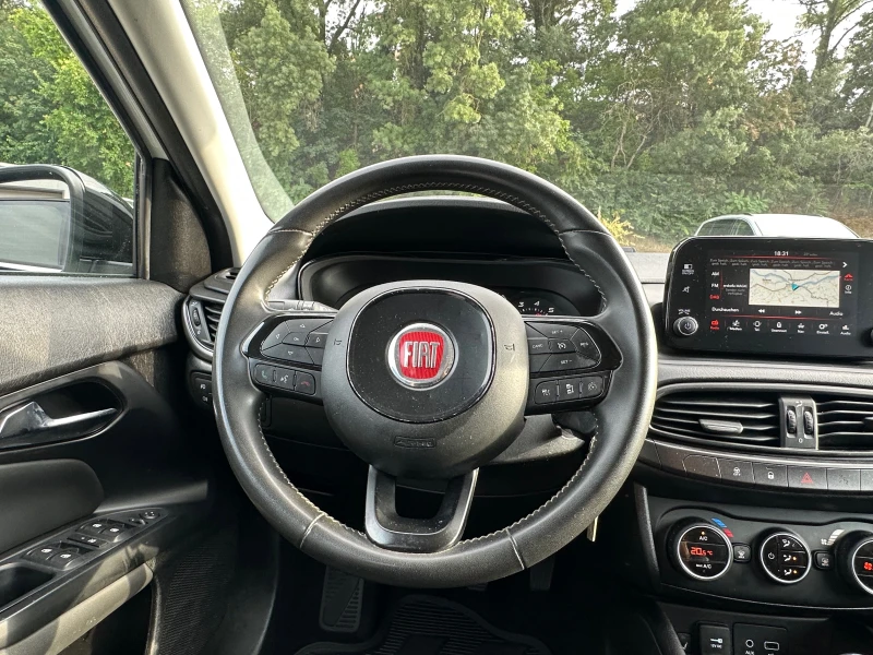 Fiat Tipo 1.4BENZIN* TOP* FULL* 03.2018* EVRO6, снимка 11 - Автомобили и джипове - 51663949
