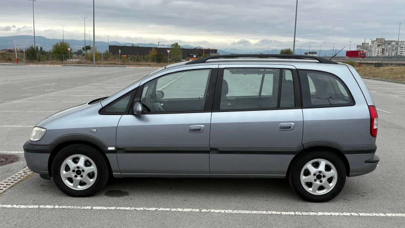 Opel Zafira, снимка 6 - Автомобили и джипове - 53000840