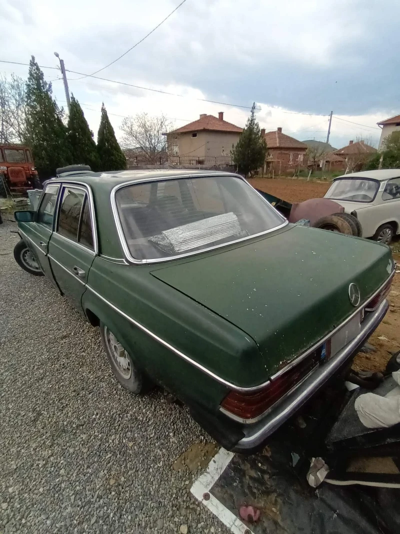 Mercedes-Benz 123, снимка 4 - Автомобили и джипове - 52697304