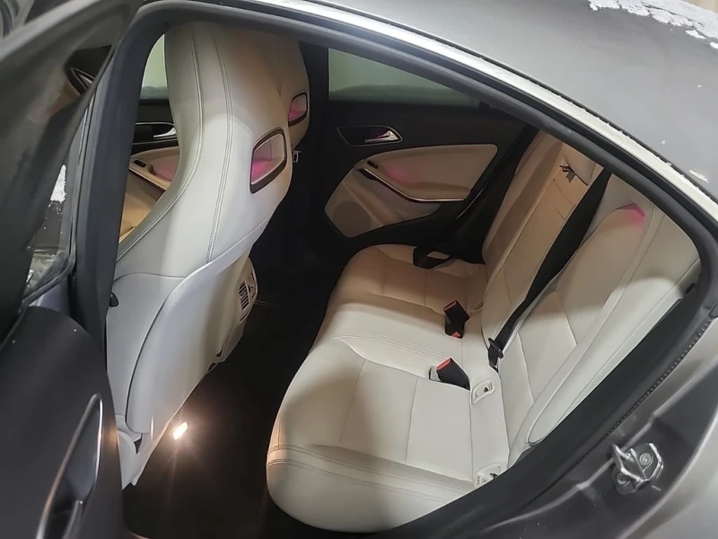 Mercedes-Benz CLA * 250 * CARFAX * БЕЗ ПЪРВОНАЧАЛНА ВНОСКА, снимка 12 - Автомобили и джипове - 52903436
