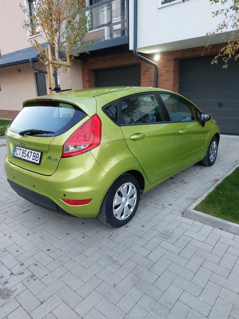 Ford Fiesta, снимка 6 - Автомобили и джипове - 52937861
