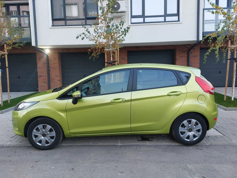 Ford Fiesta, снимка 10 - Автомобили и джипове - 52937861