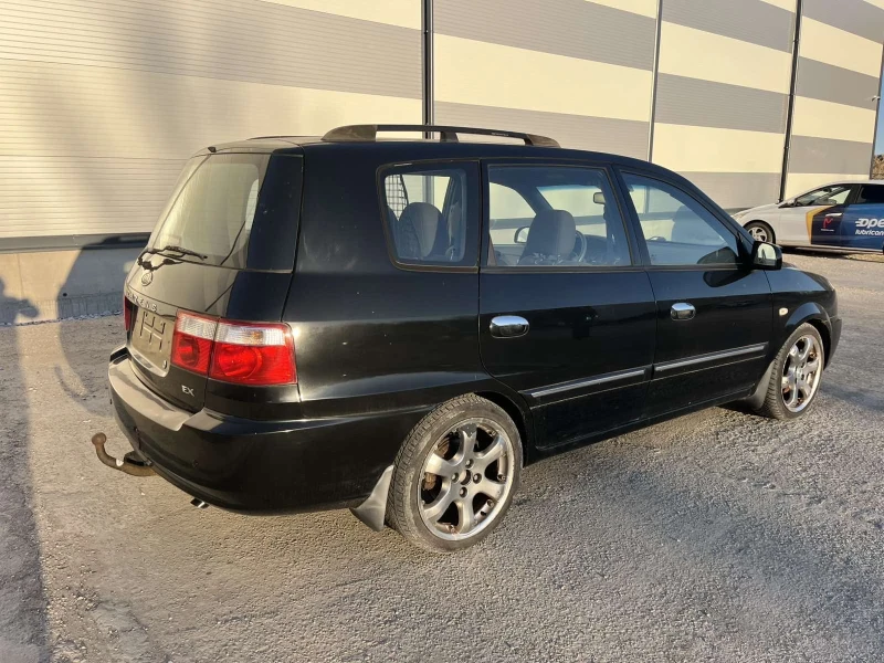 Kia Carens I, снимка 3 - Автомобили и джипове - 53168777