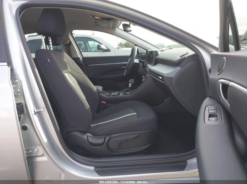 Hyundai Sonata 2.5l Se, снимка 5 - Автомобили и джипове - 53259214