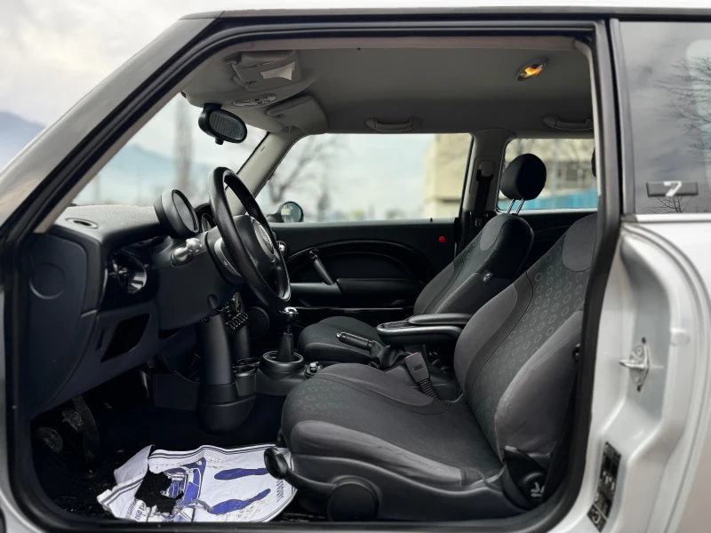 Mini D one 1.4D4D/ПОДГРЕВ/ИТАЛИЯ, снимка 9 - Автомобили и джипове - 53410317