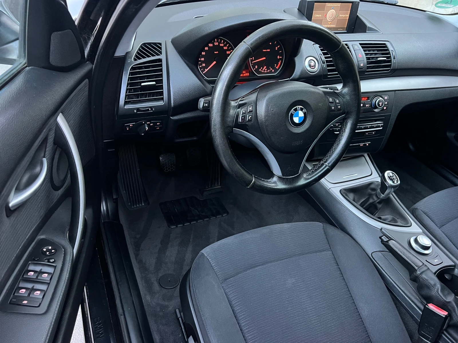 BMW 116 FACELIFT/NAVI/6sk/PODGREV/UNIKAT - изображение 9