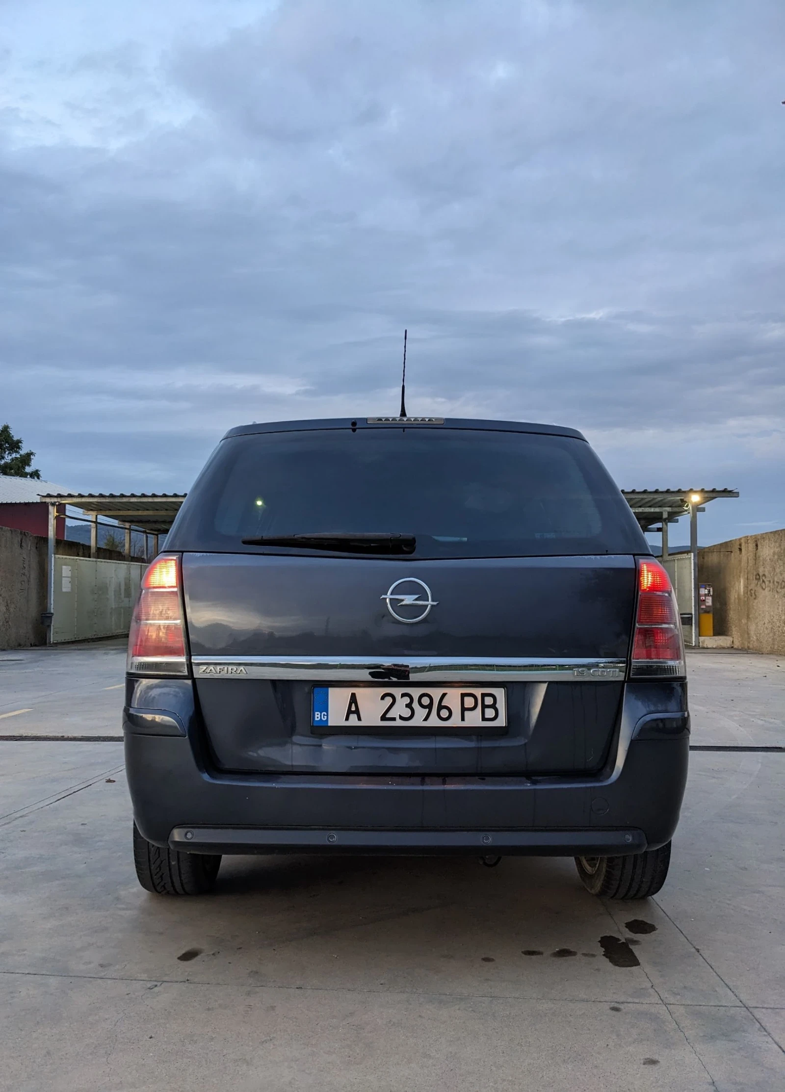 Opel Zafira 1.9CDTI 120k.c. - изображение 5