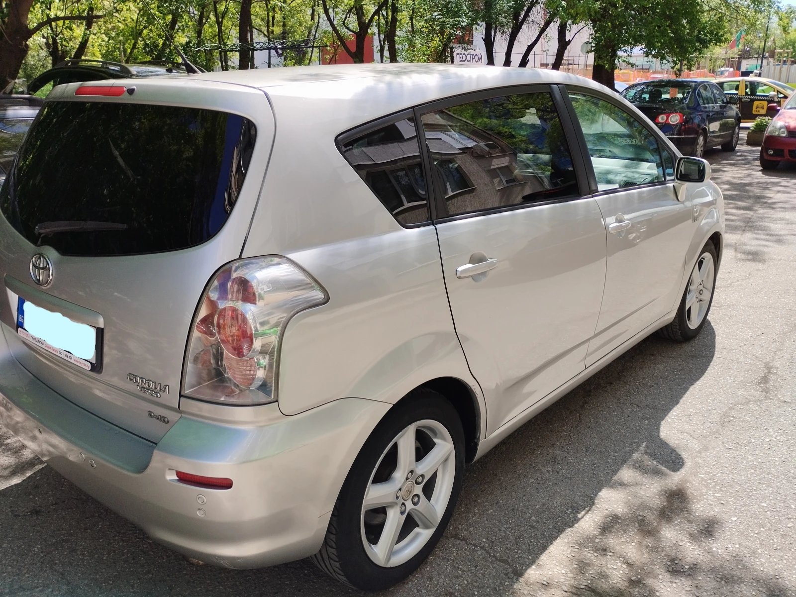 Toyota Corolla verso  - изображение 3