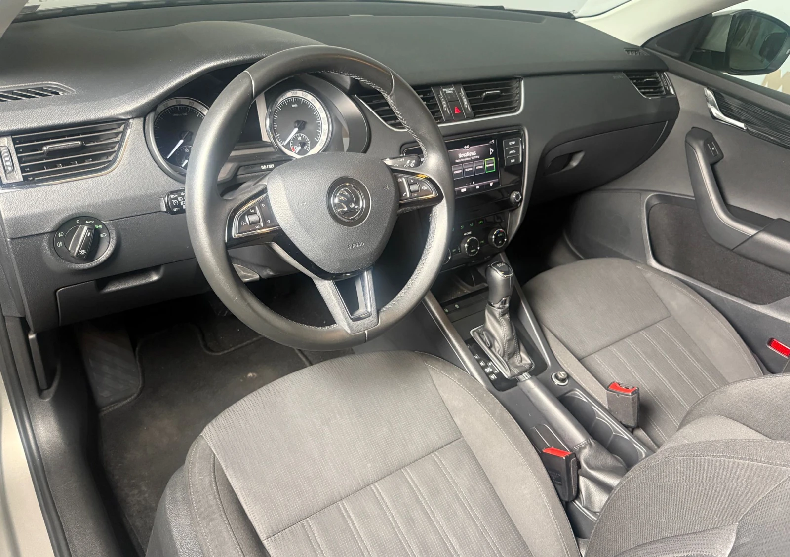 Skoda Octavia 2.0TDi* DSG Автомат* Distronic* LED - изображение 6