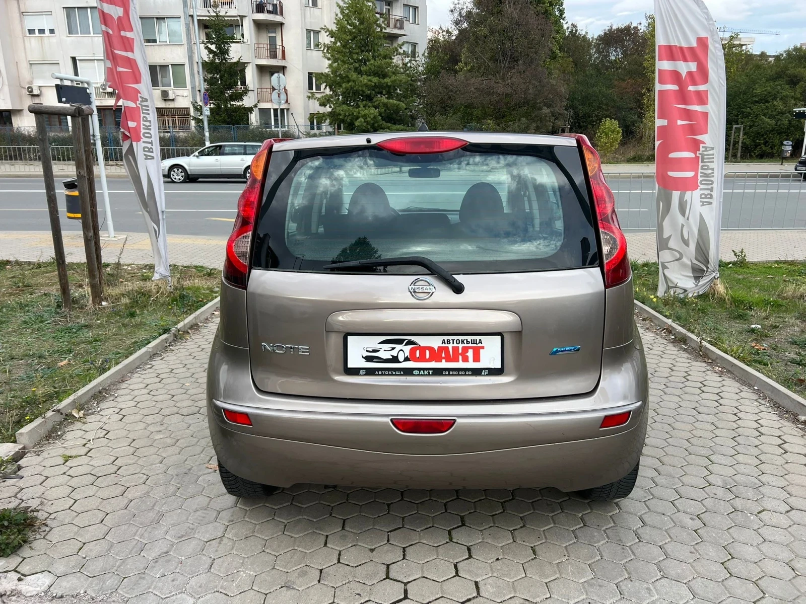 Nissan Note 1.4i/KLIMA - изображение 5