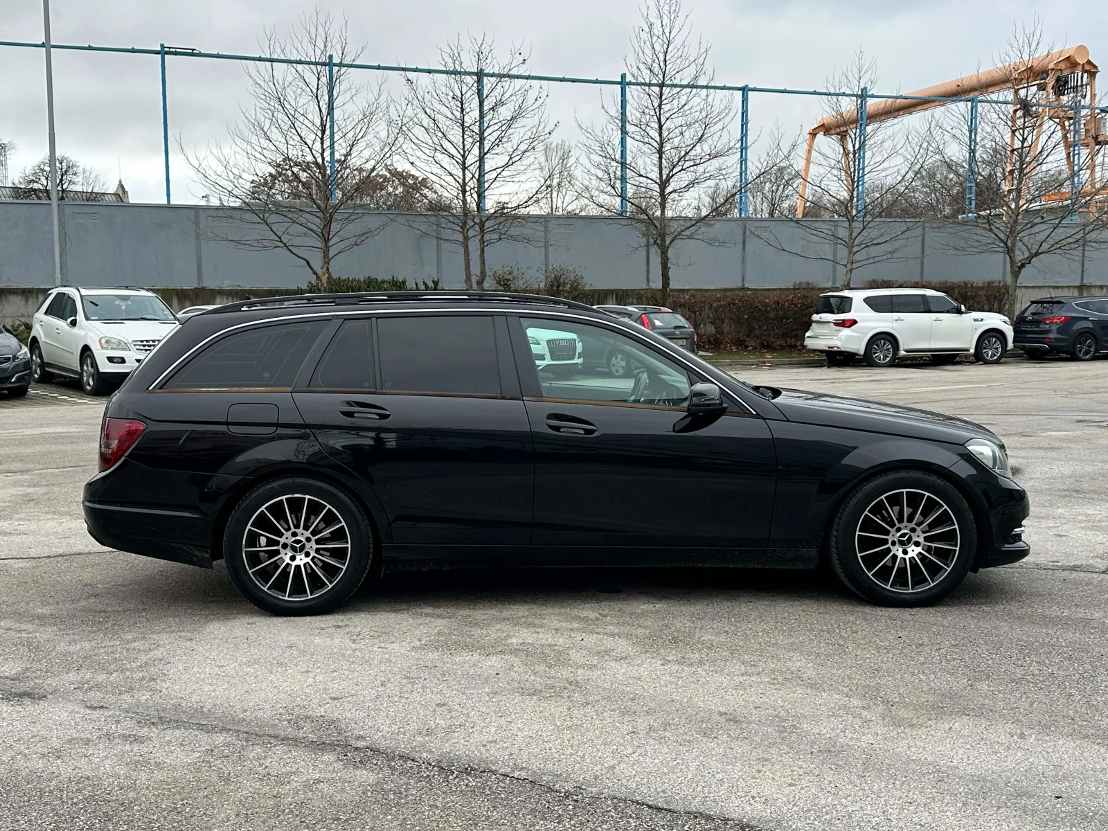 Mercedes-Benz C 200  - изображение 5