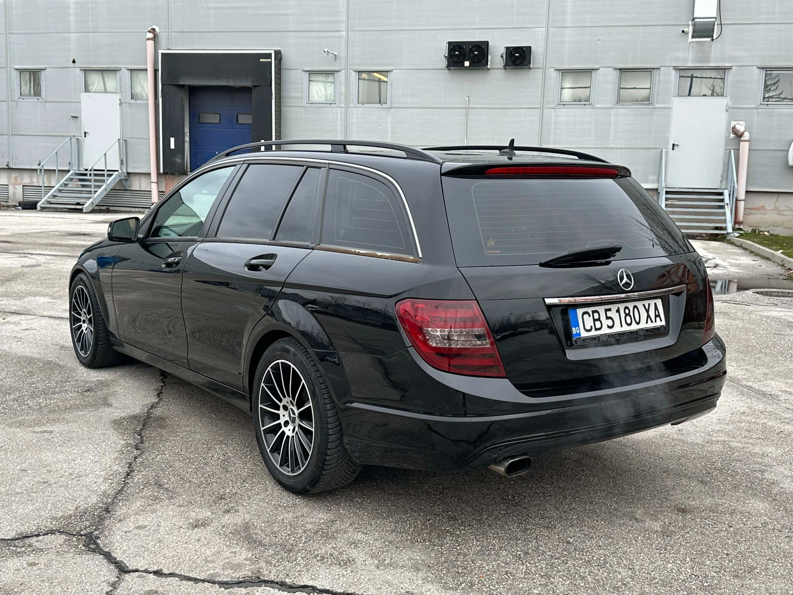 Mercedes-Benz C 200  - изображение 3