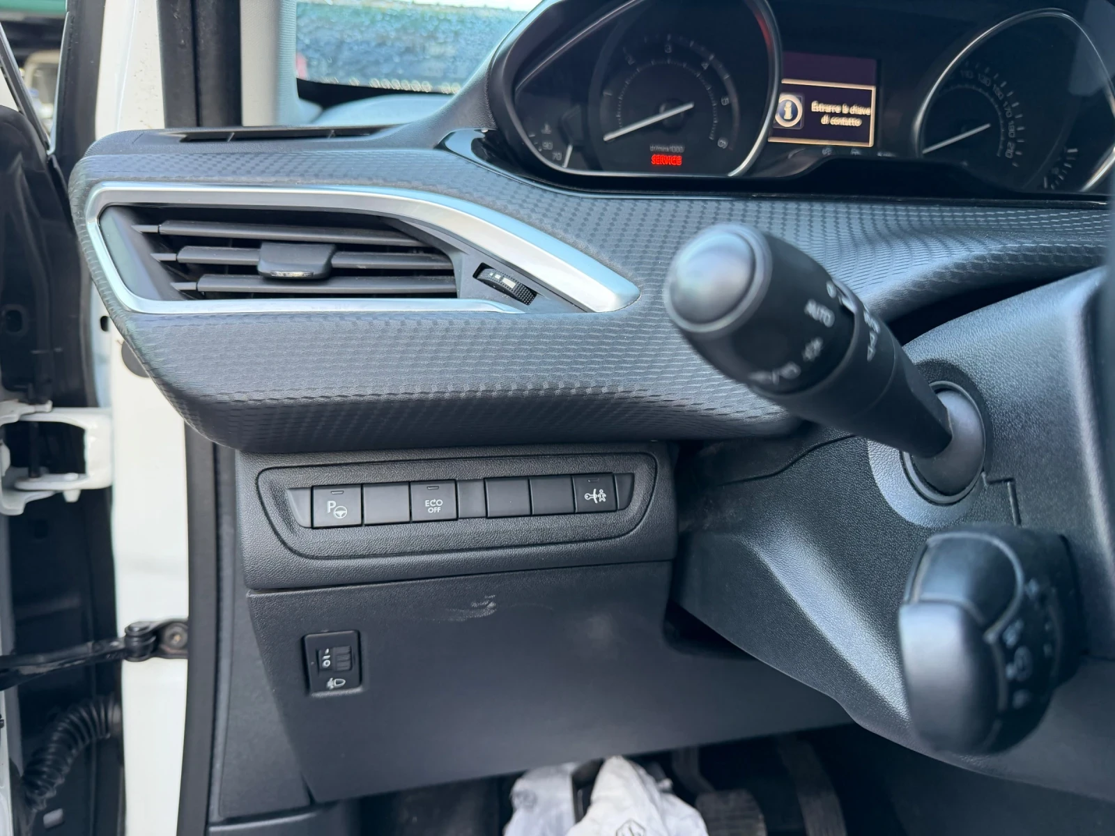 Peugeot 2008 1.6hdi 79000km* 2014* ���������* LED* PARKASSIST*  | Mobile.bg � ����������� 12