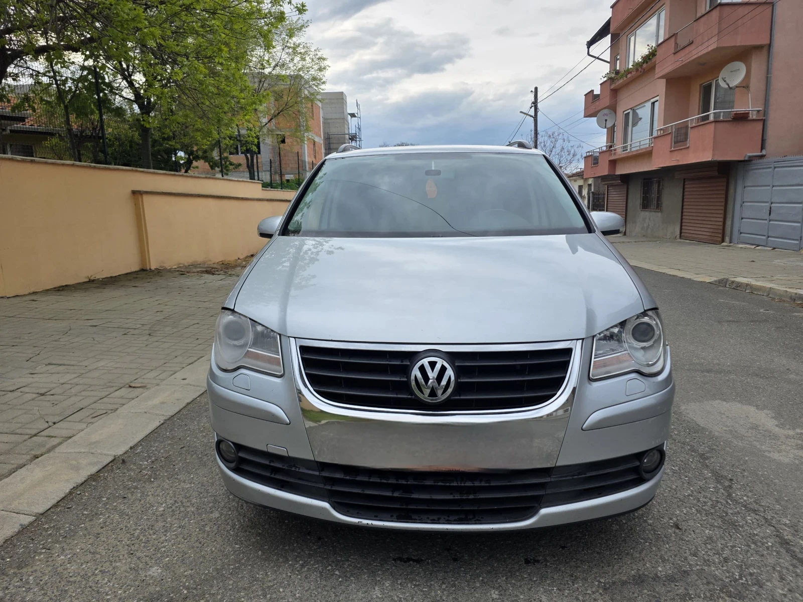 VW Touran 2.0.TDI.8KLAPANA., снимка 2 - Автомобили и джипове - 54527348