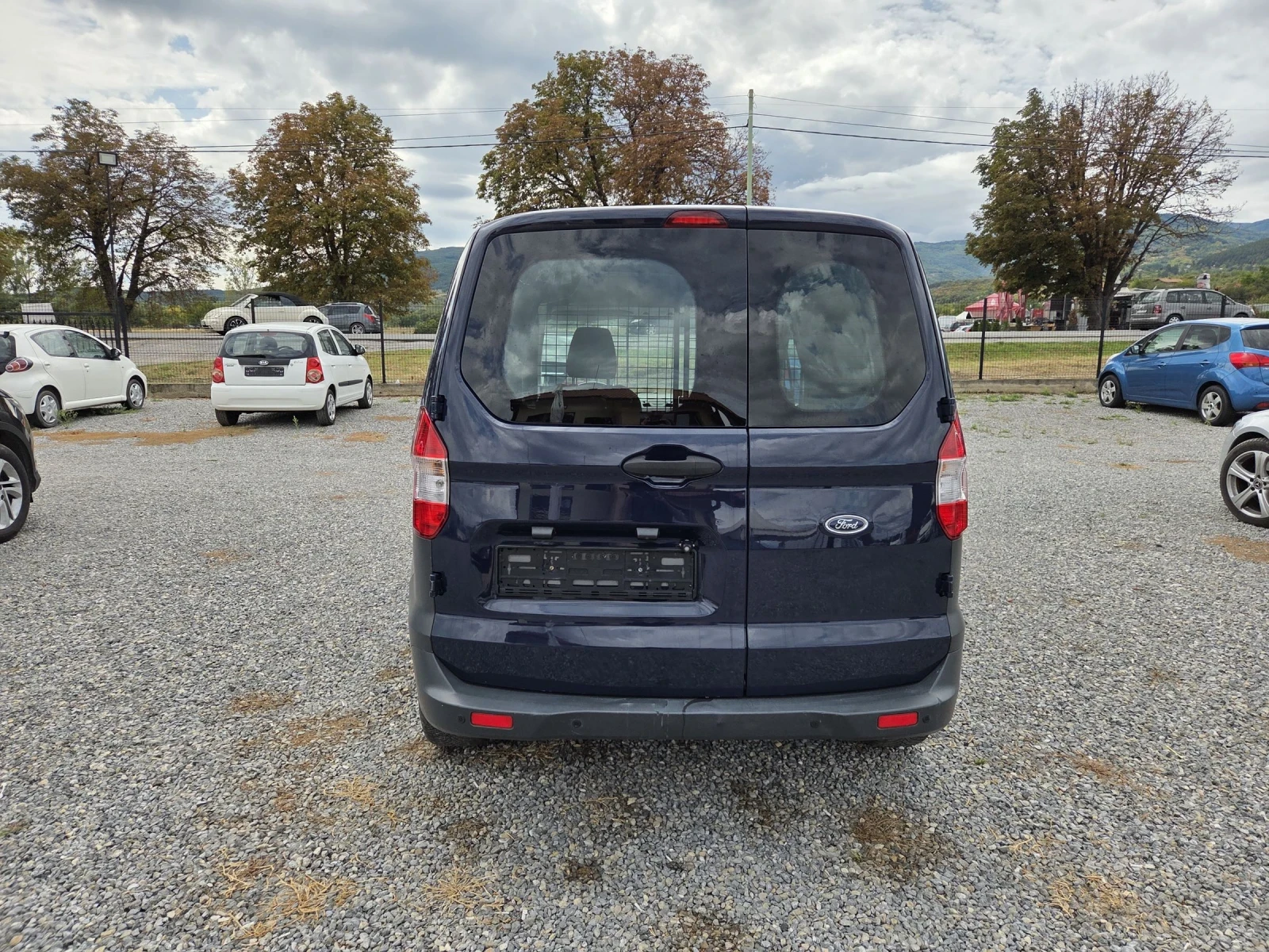 Ford Courier 1.5 TDCI, снимка 4 - Автомобили и джипове - 54596503