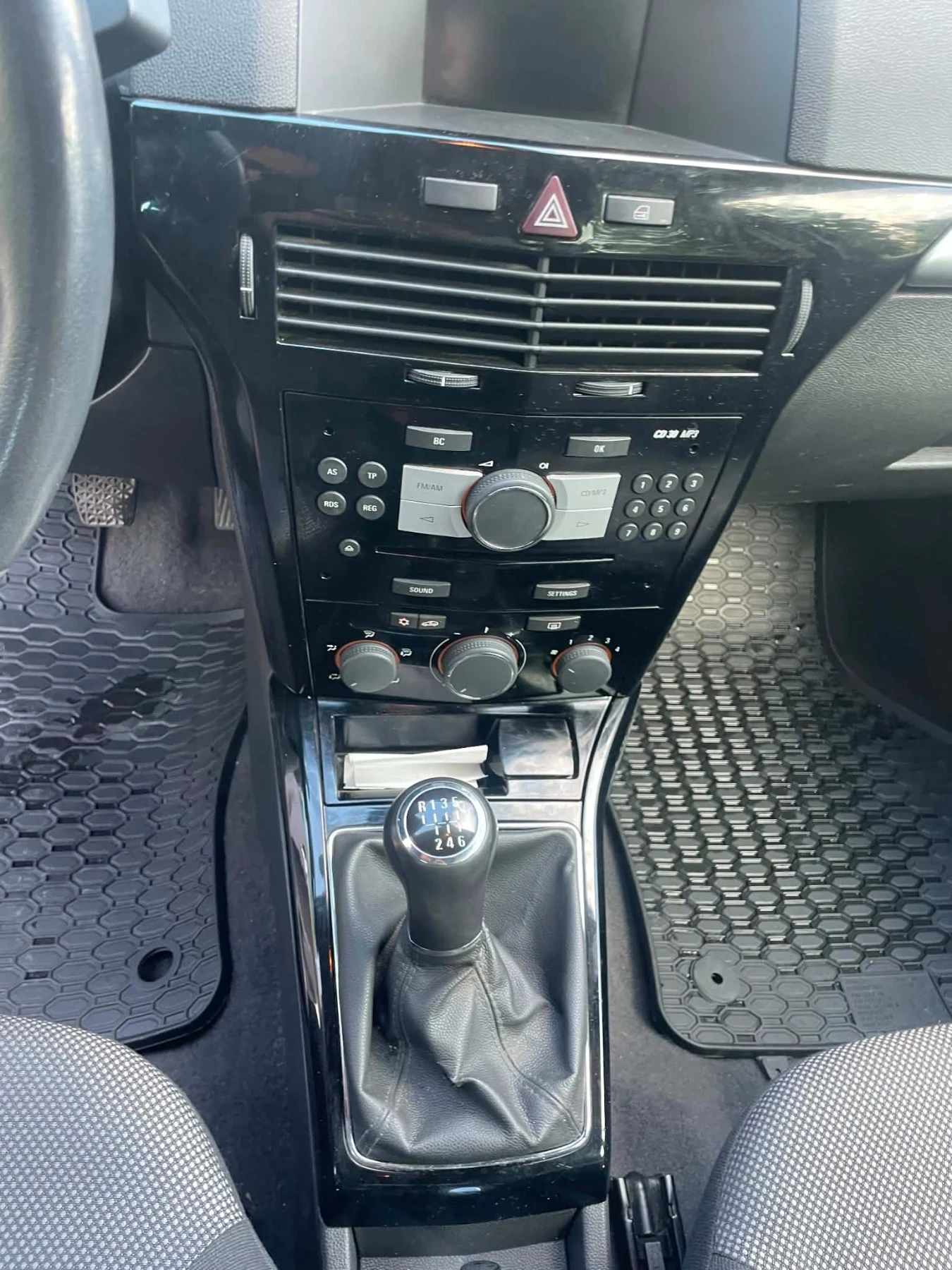 Opel Astra 1.7 Isuzu , снимка 14 - Автомобили и джипове - 54734339