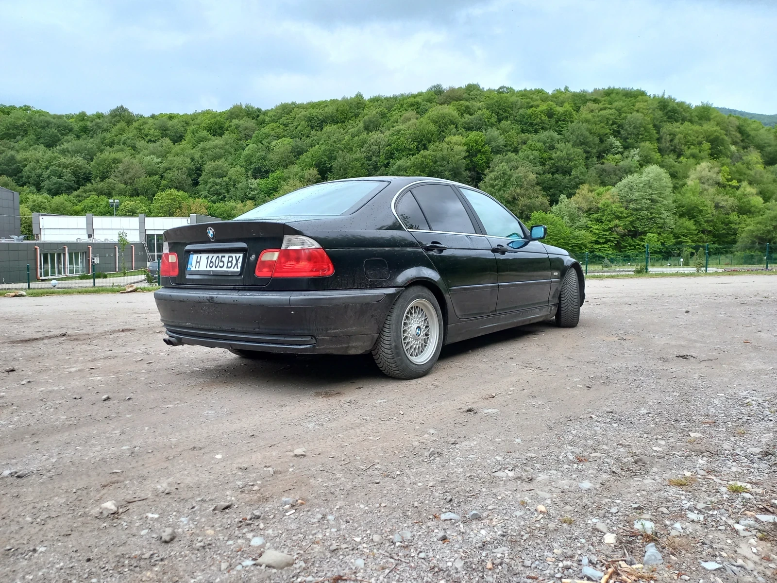 BMW 320, снимка 2 - Автомобили и джипове - 54807586